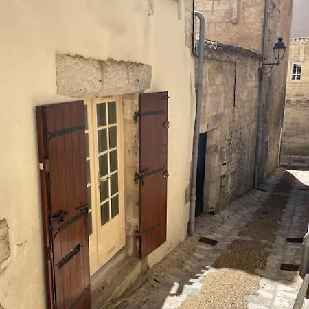 Superbe T3 Atypique Dans Le Quartier Historique Apartman *
